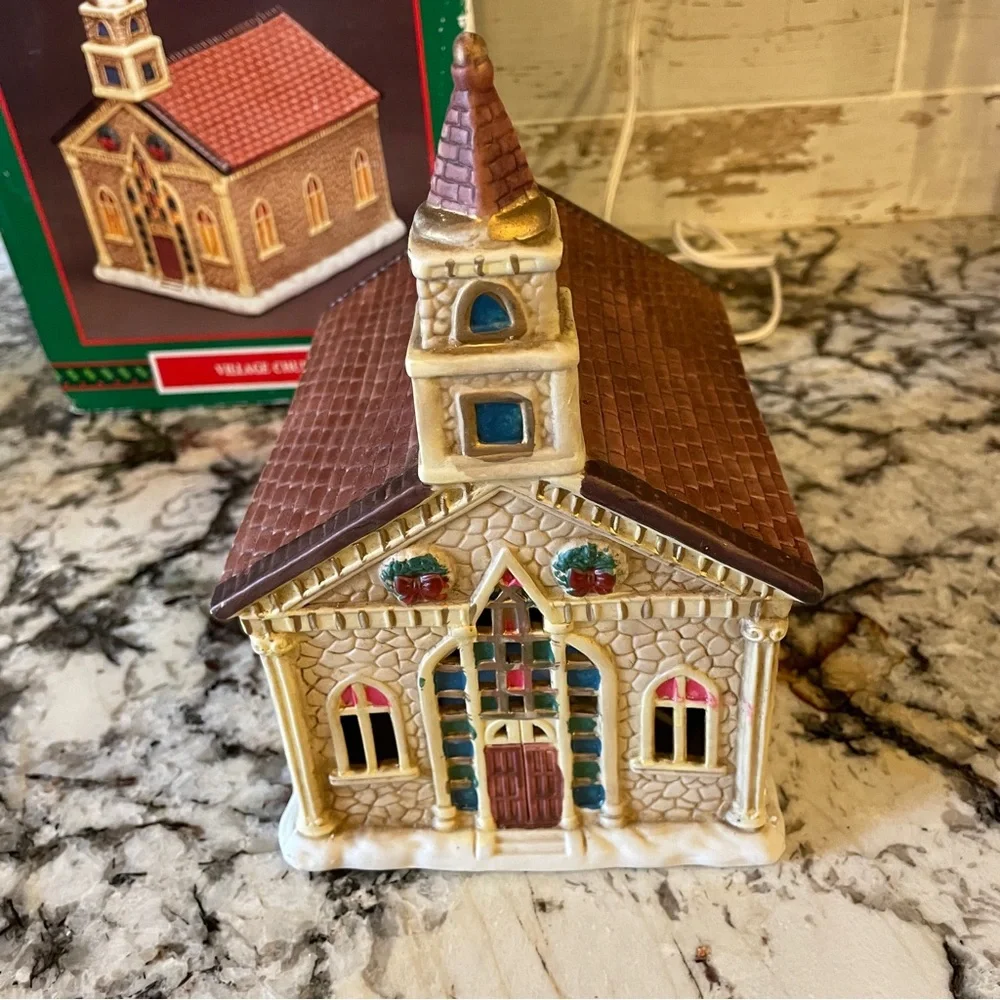 Vintage House of Lloyd Village Church 1993 Christmas Around the World Porcelain